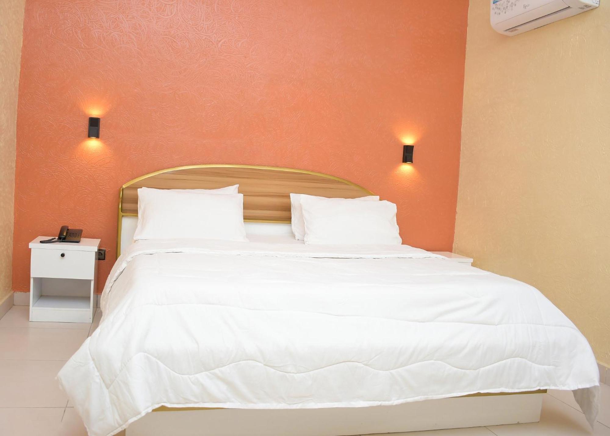 Hotel Mavilla Cotonou Eksteriør billede